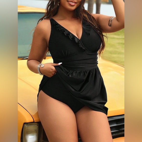 GUC SHEIN Women’s Elegant Black V-Neck Ruffled One-Piece Swim Dress SZ 2XL (16) - Picture 3 of 11